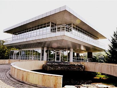 Complex Turistic 4* Lac De Verde - Club House Breaza Romania