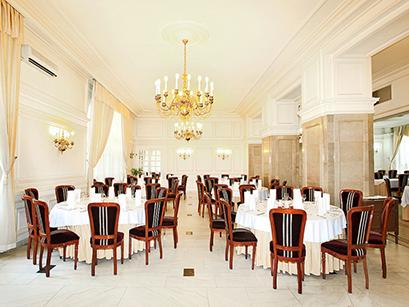 Hotel 4* Palace Sinaia Romania