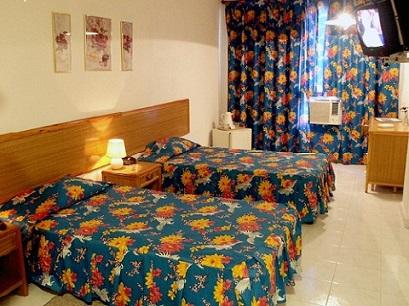 Hotel 3* Pernik Holguin Cuba