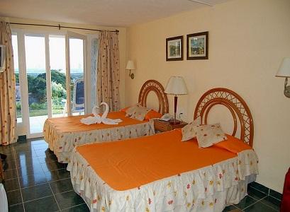 Hotel 2* Las Cuevas Trinidad Cuba