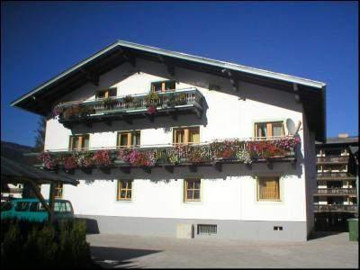 Pensiune 2* Pinzgauerhof Kaprun Austria