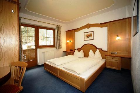 Aparthotel 4* Bergkristall Mayrhofen Austria