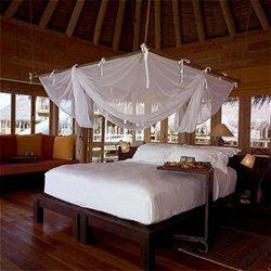 Resort 5* Soneva Gilli & Six Senses Spa Atolul Male Maldive