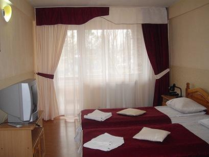 Hotel 3* Simeria Gura Humorului Romania