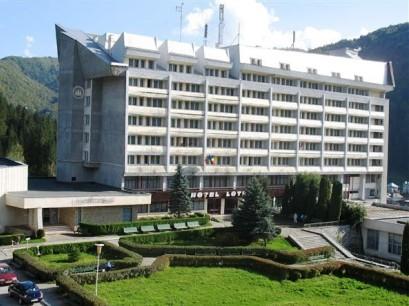 Hotel 2* Lotru Voineasa Romania