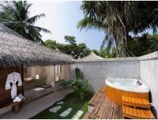Resort 4* Kuramathi Island Resort Atolul Ari Maldive