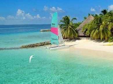 Resort 3* Makunudu Island Atolul Male Maldive
