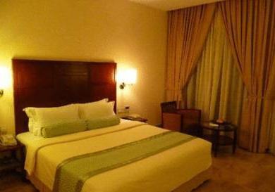 Resort 5* Hulhule Island Atolul Male Maldive