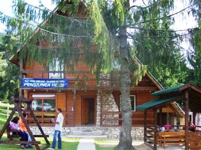 Pensiune 2* Heidi Arieseni Romania