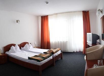 Hotel 2* Cerbul Borsa Romania
