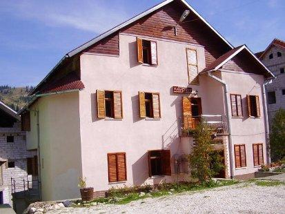 Pensiune 2* Favorit Borsa Romania