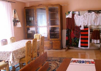 Pensiune 2* Adelina Borsa Romania