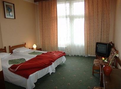 Hotel 2* Coroana Brasov Romania