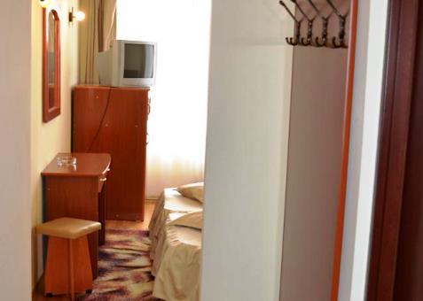 Hotel 2* Unirea Focsani Romania