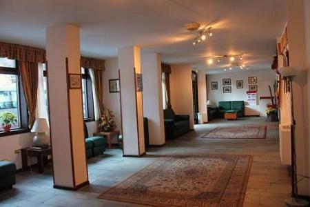 Hotel 3* Club de la Telecabine Courmayeur Italia