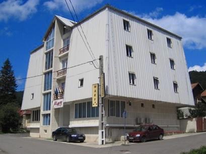 Hotel 2* Mary Busteni Romania