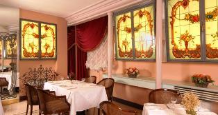 Hotel 4* Antares Accademia Milano Italia