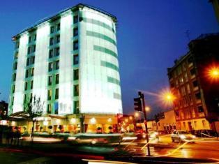 Hotel 4* Antares Concorde Milano Italia