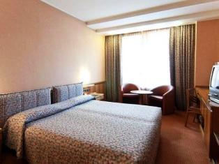 Hotel 4* Michelangelo Milano Italia