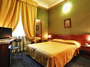 Hotel 3* Cervo Milano Italia