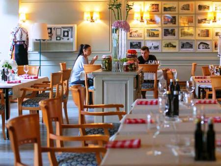 Hotel 3* Fashion Center Focsani Romania