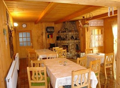 Pensiune 3* Crizantema Moldovita Romania