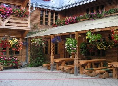 Pensiune 3* Crizantema Moldovita Romania