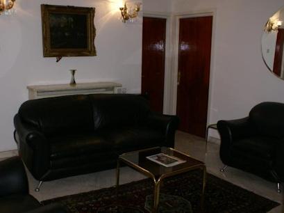 Hotel 3* Helvetia Bucuresti Romania