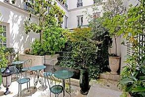 Hotel 3* Les Trois Poussins Paris Franta