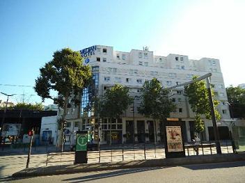 Hotel 3* Median Porte de Versailles 3* Paris Franta