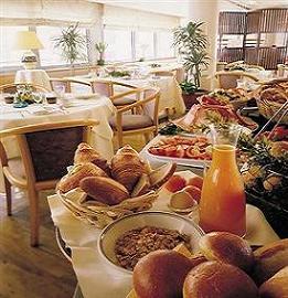 Hotel 3* Median Porte de Versailles 3* Paris Franta