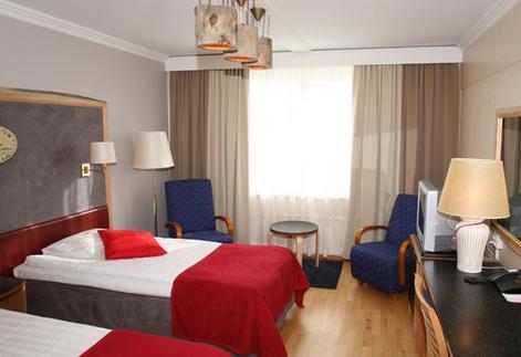 Hotel 4* Rantasipi Pohjanhovi  Rovaniemi Finlanda