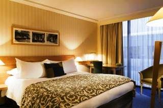 Hotel 4* Pullman Rive Gauche Paris Franta