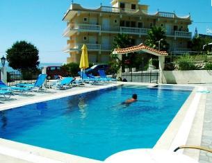 Hotel 3* Golden Nests  Agios Gordis Grecia