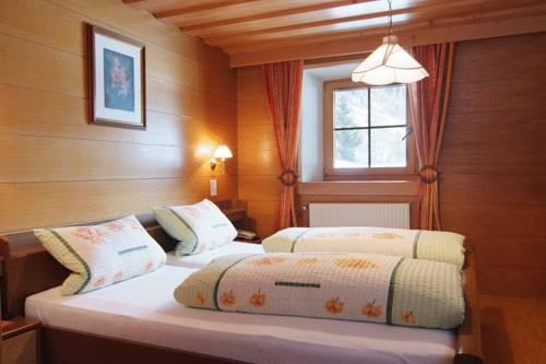 Casa Particulara 2* Hirschen Tirol Austria