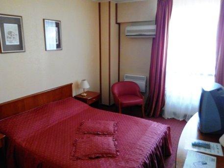 Hotel 2* Cantemir Husi Romania