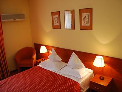 Hotel 3* Racova Vaslui Romania