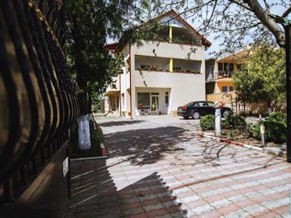 Pensiune 4* Nina 23 August Romania