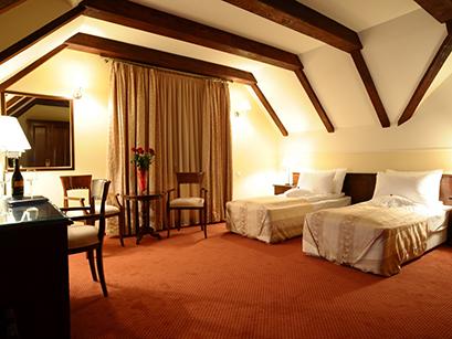 Hotel 3* Garden Club Brasov Romania