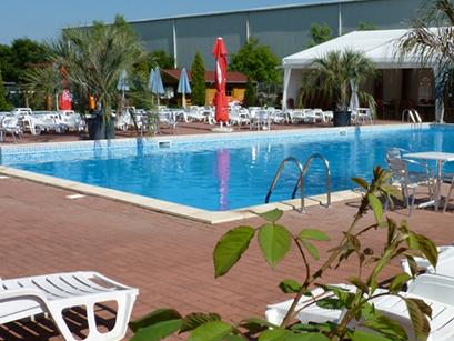 Hotel 3* Garden Club Brasov Romania