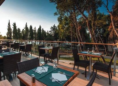 Complex Turistic 4* Velaris Brac Croatia