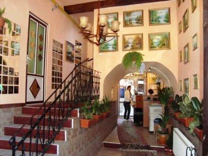 Pensiune 3* Casa Kermany Brasov Romania