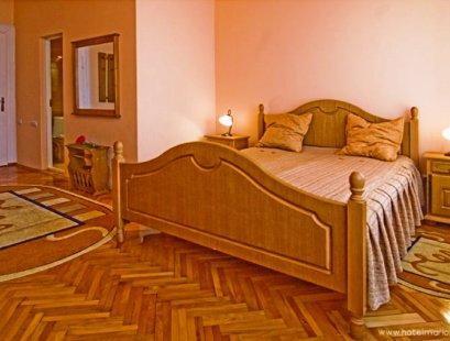 Hotel 3* Marion Dumbraveni Romania