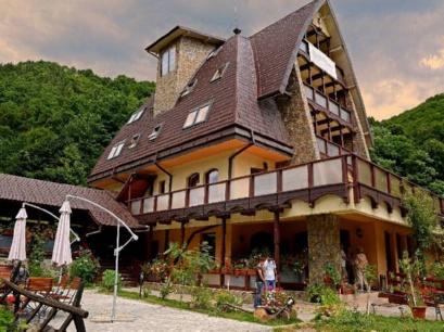 Pensiune 4* Casa Vanatorilor Baile Olanesti Romania
