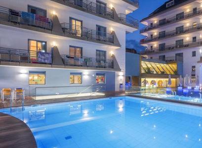 Hotel 3* Alhambra Santa Susanna Spania