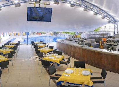 Hotel 3* Alhambra Santa Susanna Spania