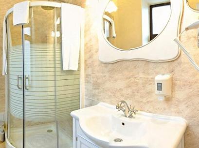 Hotel 3* Carol Vatra Dornei Romania