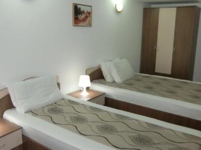 Hostel 3* Sara's Sons Baile Herculane Romania