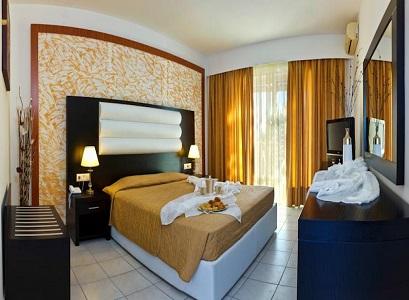 Hotel 4*+ Gaia Royal Mastichari Grecia