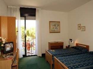 Hotel 3* Helvetia Lignano Italia